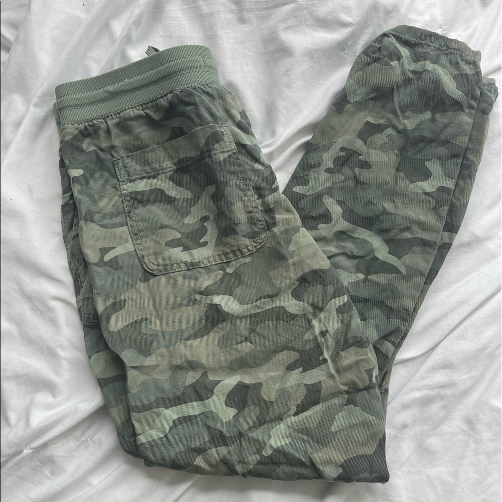 Camo cargos